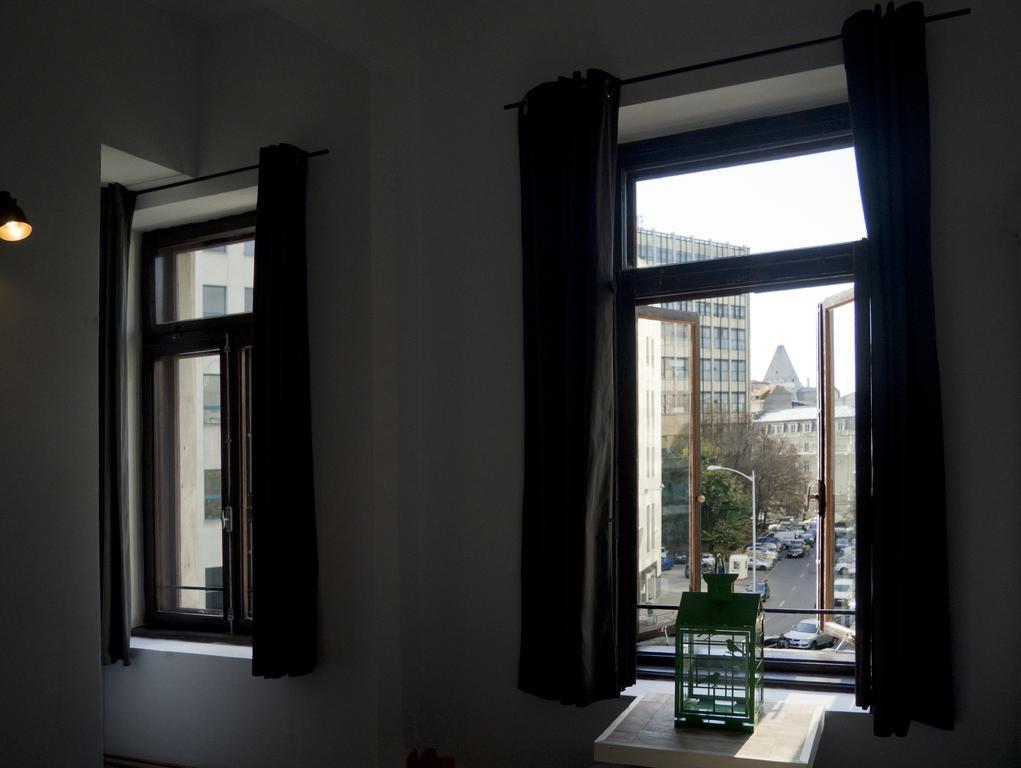 Victoria Poshtel Bucharest Hostel Room photo